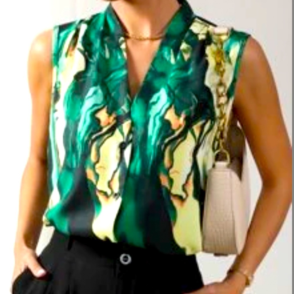 Sleeveless top